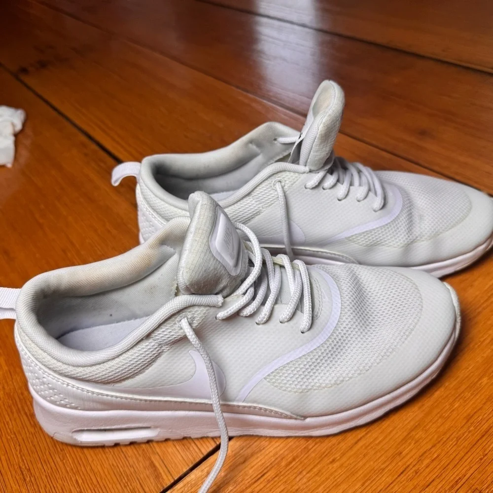 Nike classic all